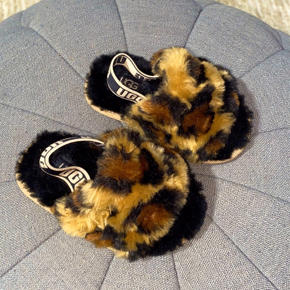 Uggs Baby Slides Size 6